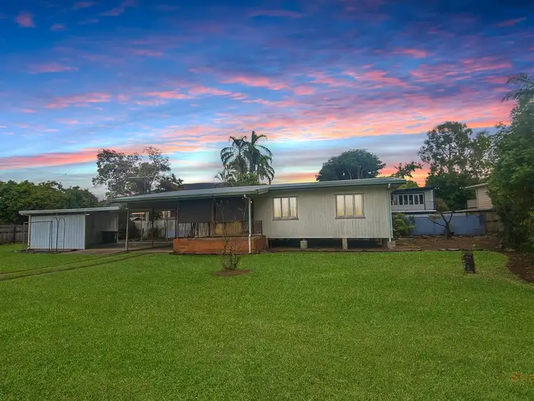 6 Jacaranda Close, Manunda QLD 4870
