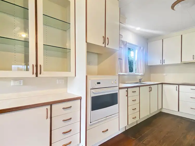 Second view of Homely house listing, 6 Jacaranda Close, Manunda QLD 4870