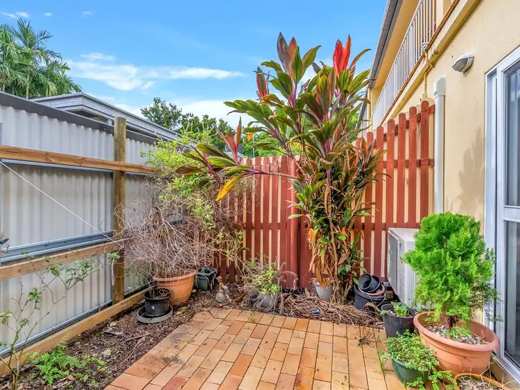 Third view of Homely unit listing, 3/426 McCOOMBE STREET, Mooroobool QLD 4870
