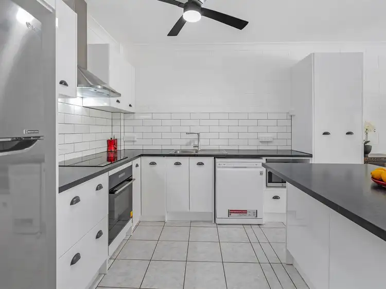 Fourth view of Homely unit listing, 5/527-529 Varley Street, Yorkeys Knob QLD 4878