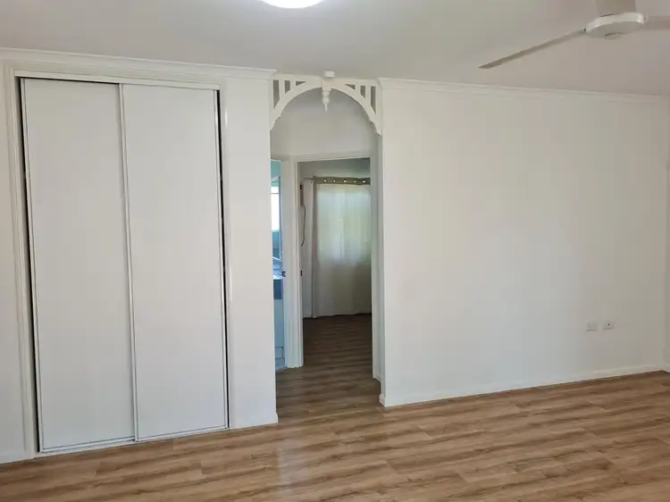 Sixth view of Homely unit listing, Unit 6, No. 4 River Avenue, Mighell QLD 4860