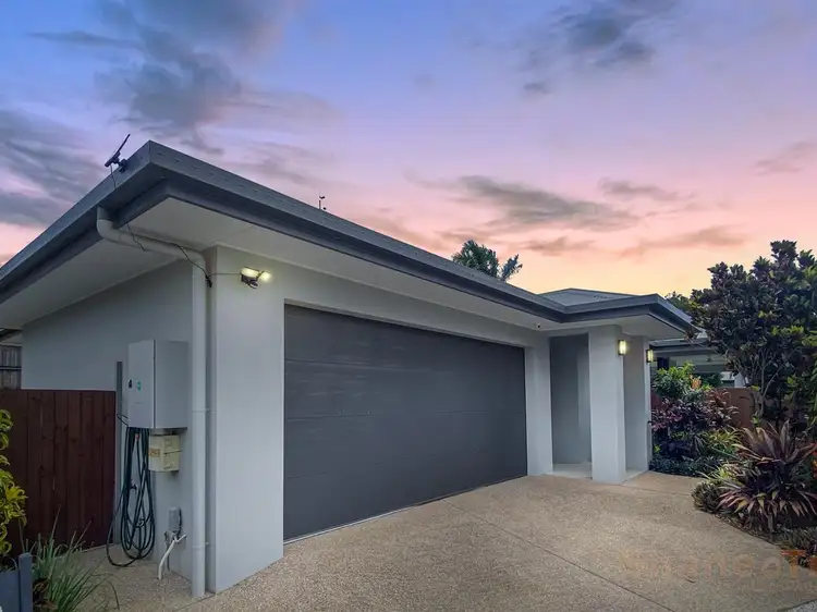 22 Tyson Place, Redlynch QLD 4870