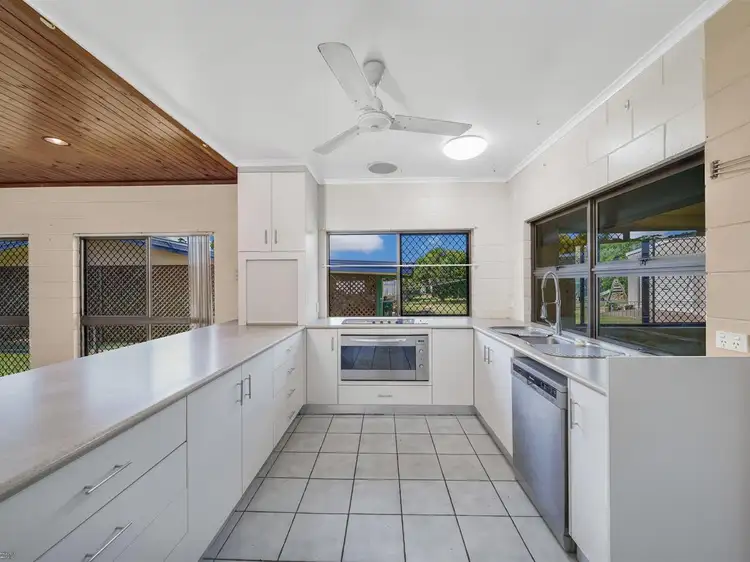 15 Bona Ave., Belvedere QLD 4860