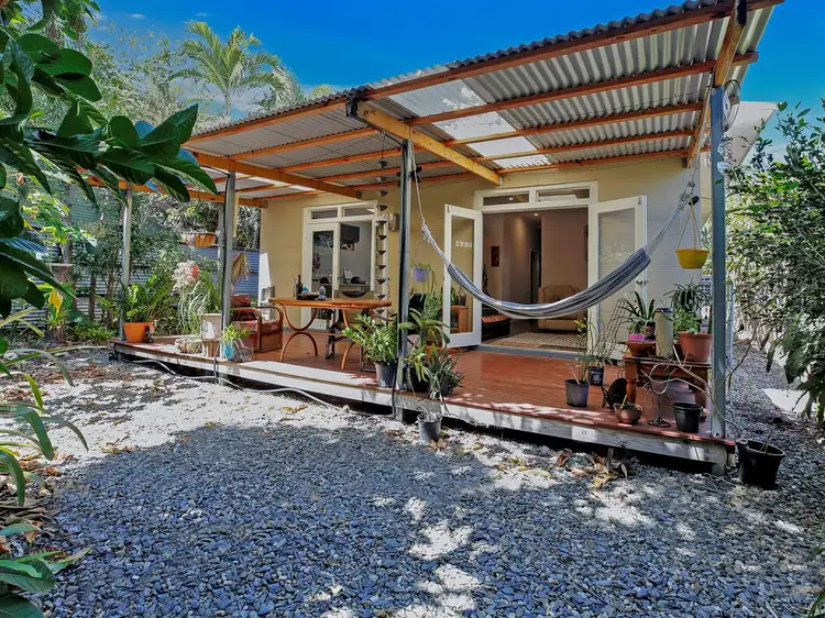 42b Machans St, Machans Beach QLD 4878
