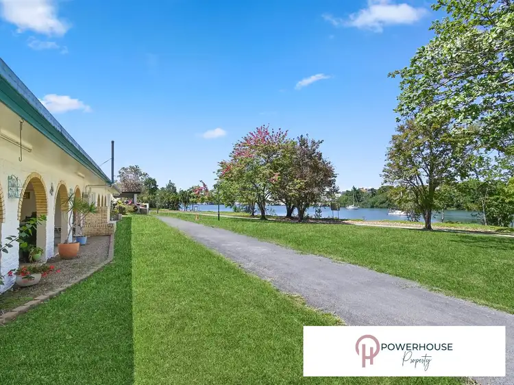 4 Riverside Cres, Innisfail Estate QLD 4860