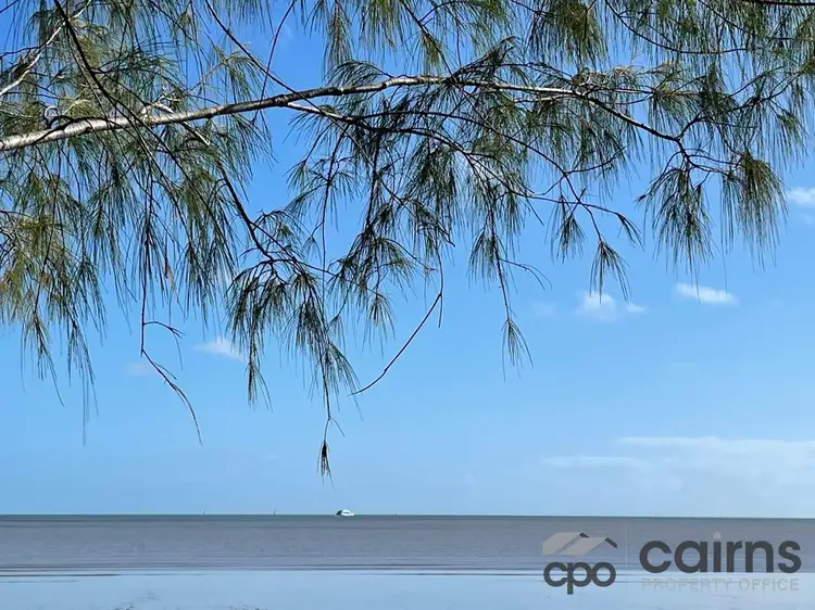7 Bluewater Street, East Trinity QLD 4871