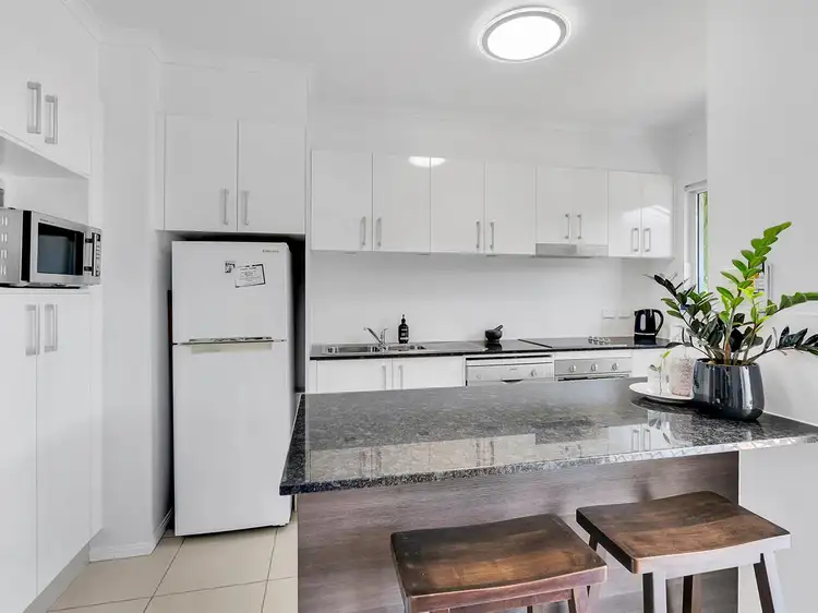Second view of Homely unit listing, 20/6-8 Faculty Close, Smithfield QLD 4878