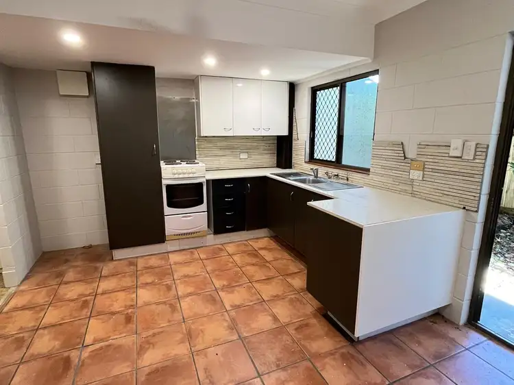 10/171-179 Mcleod Street, Cairns North QLD 4870
