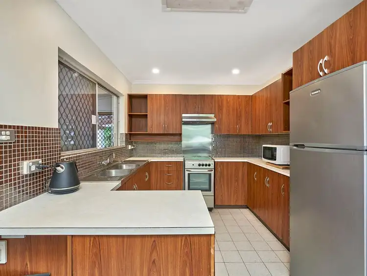 Fourth view of Homely house listing, 10-12 Trochus Close, Trinity Beach QLD 4879