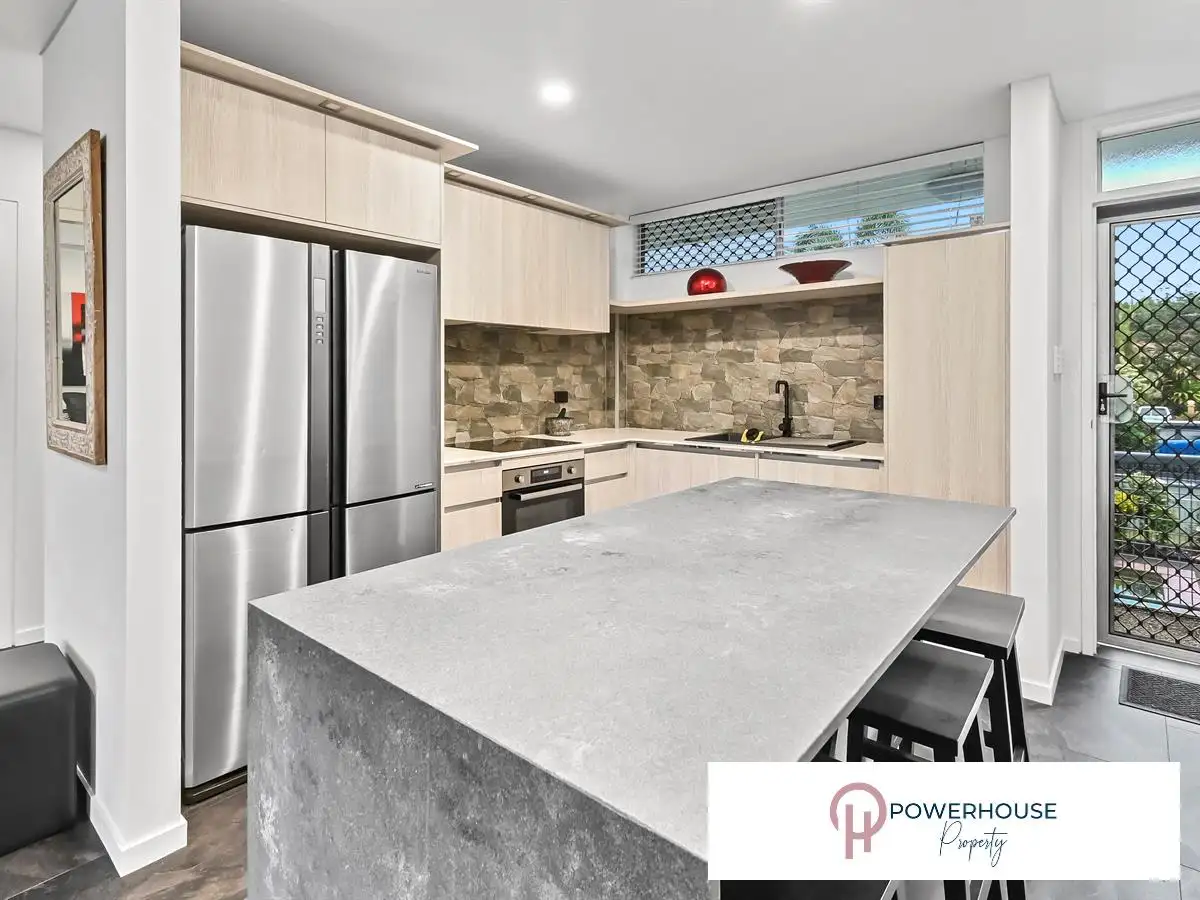 Main view of Homely apartment listing, 13/186 Lake Street, Cairns North QLD 4870