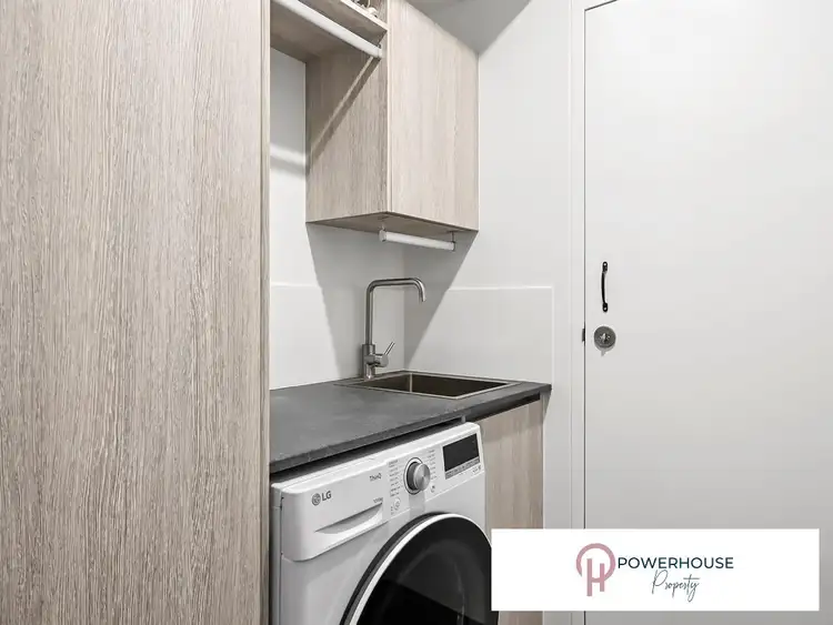 Seventh view of Homely apartment listing, 13/186 Lake Street, Cairns North QLD 4870