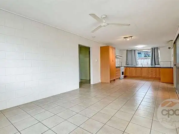 Fifth view of Homely semi-detached listing, 7 Macnamara St, Manunda QLD 4870