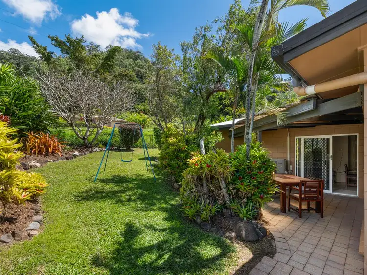 5 Mcfarlane Drive, Kanimbla QLD 4870