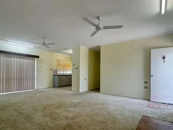 Third view of Homely semi-detached listing, 1/6 Deshon Street, Whitfield QLD 4870