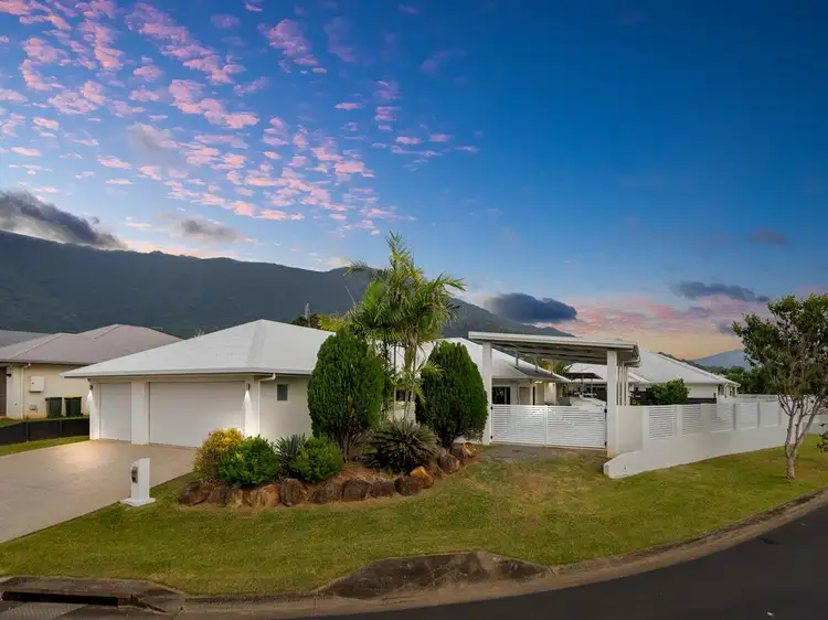 26 Springbrook Avenue, Redlynch QLD 4870