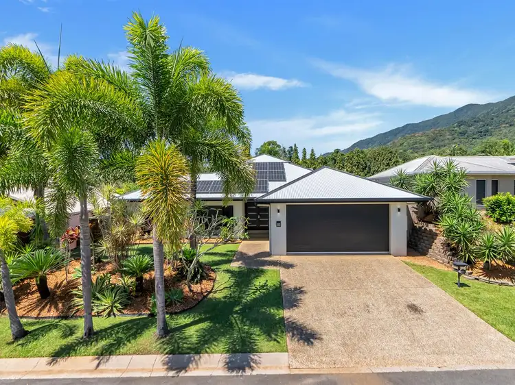 40 Regent Avenue, Redlynch QLD 4870