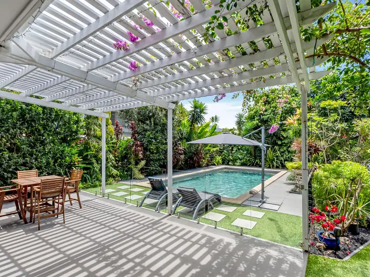 10 Old Smithfield Road, Freshwater QLD 4870