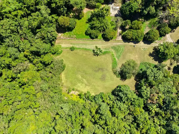 162 Rocks Road, Redlynch QLD 4870
