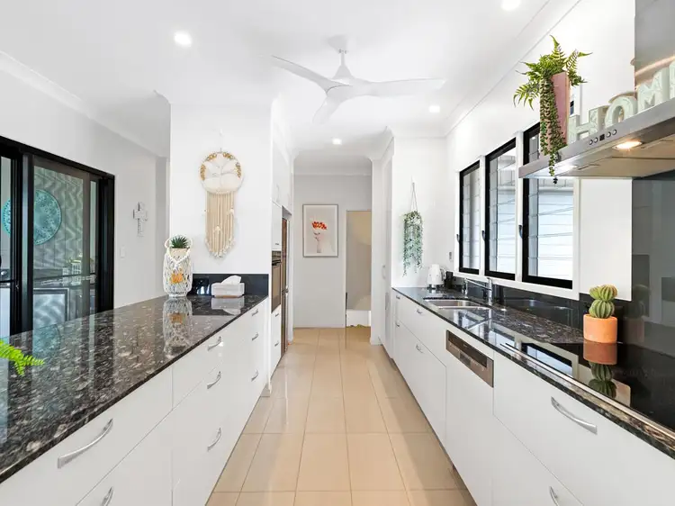 Sixth view of Homely house listing, 8 Oriana Close, Brinsmead QLD 4870