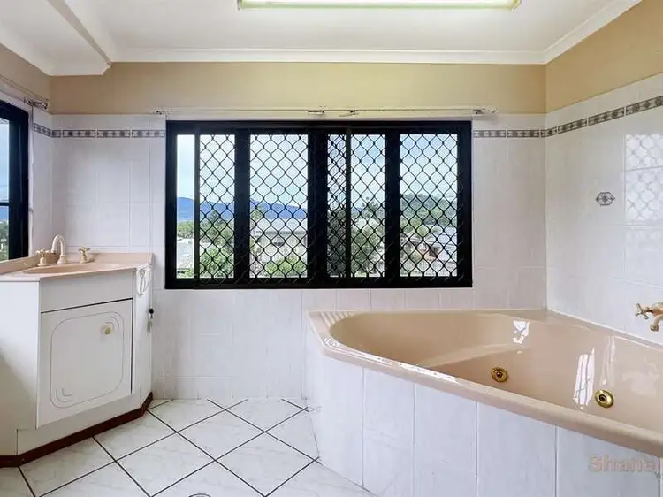 16 Marti Street, Bayview Heights QLD 4868