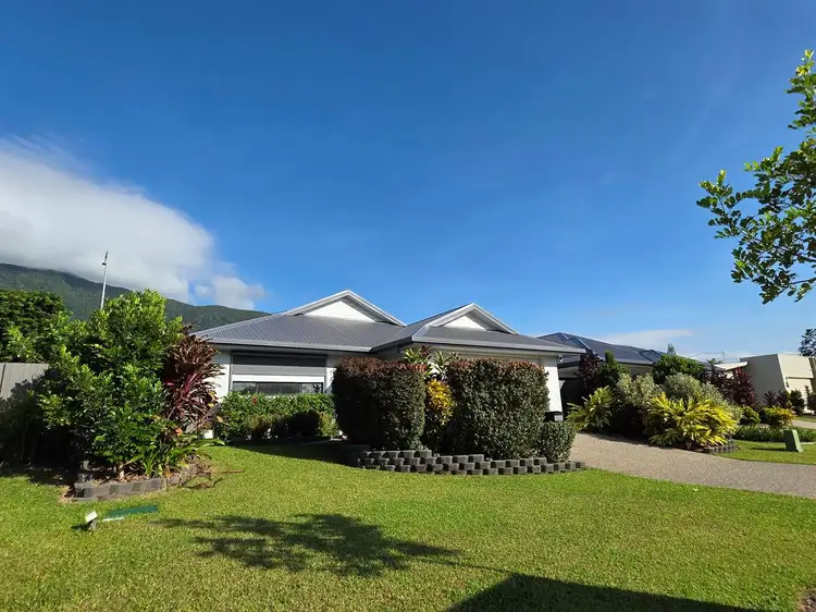 62 Oxbow Loop, Redlynch QLD 4870