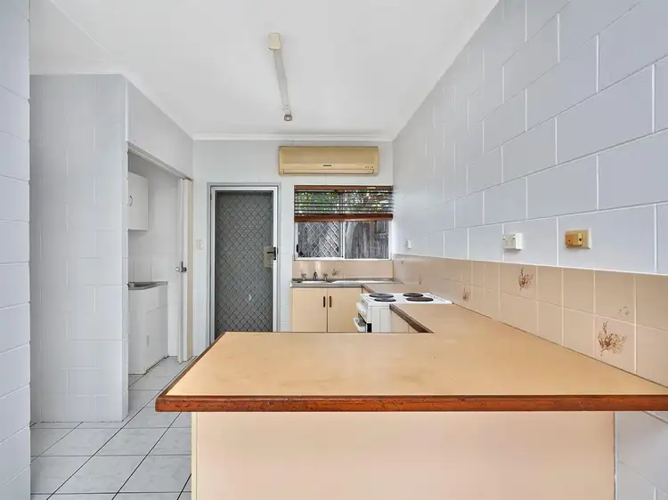 Fifth view of Homely unit listing, 4/10 Mulligan Street, Manoora QLD 4870