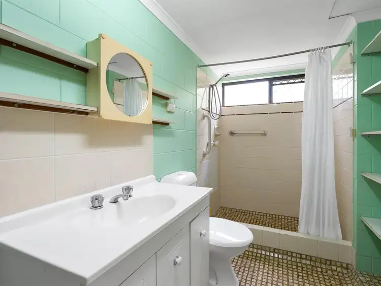 Fourth view of Homely unit listing, 19/5-9 Fisk Street, Westcourt QLD 4870