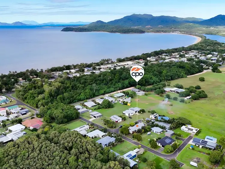 Fourth view of Homely semi-detached listing, 1 and 2/7 Dalgleish Street, Kurrimine Beach QLD 4871