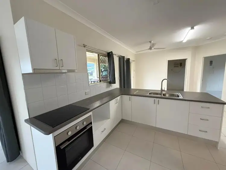 27-29 Avondale Street, Mount Sheridan QLD 4868