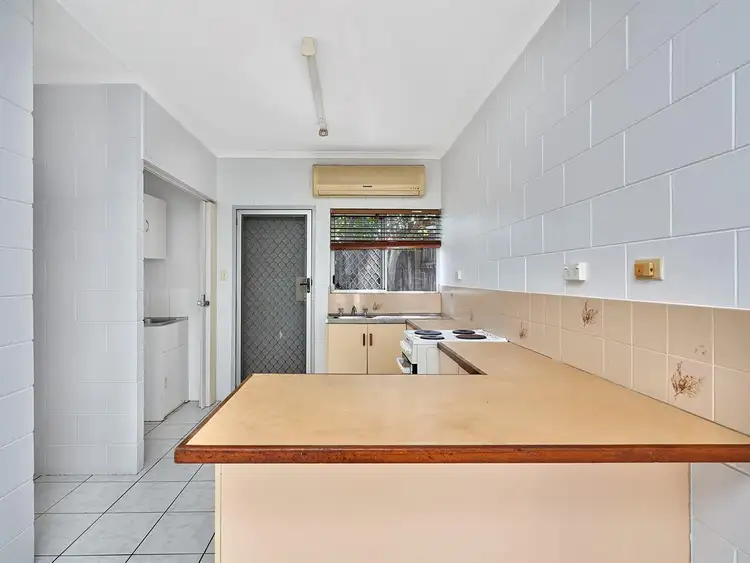 Fourth view of Homely unit listing, 4/10 Mulligan Street, Manoora QLD 4870
