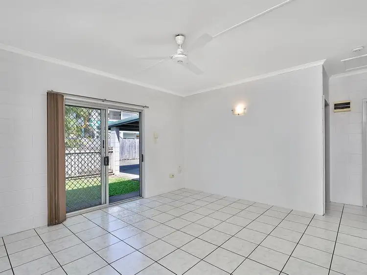 Fifth view of Homely unit listing, 4/10 Mulligan Street, Manoora QLD 4870