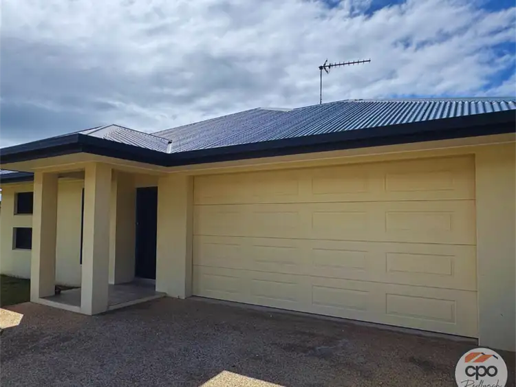 11 Halifax Drive, Redlynch QLD 4870