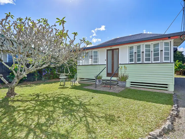 40 English Street, Manunda QLD 4870