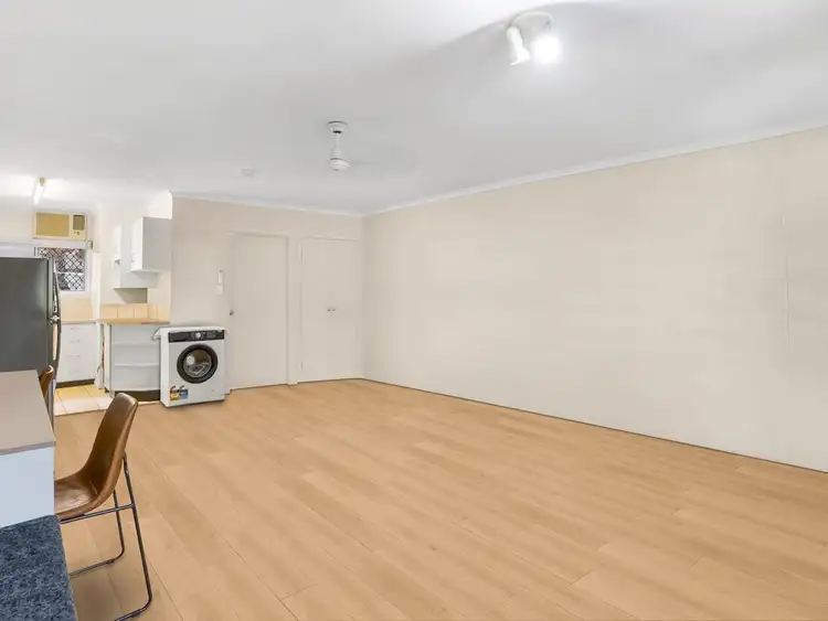 Fifth view of Homely studio listing, 5 & 11/249-251 Sheridan Street, Cairns North QLD 4870