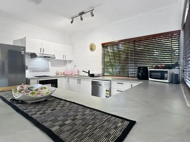 Seventh view of Homely apartment listing, 2/40-42 Old Smithfield Road, Freshwater QLD 4870