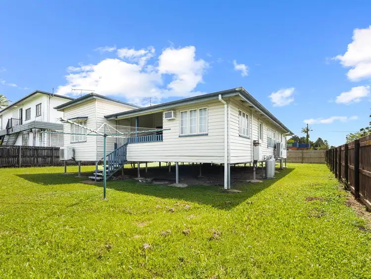 10 Euramo Street, Euramo QLD 4854