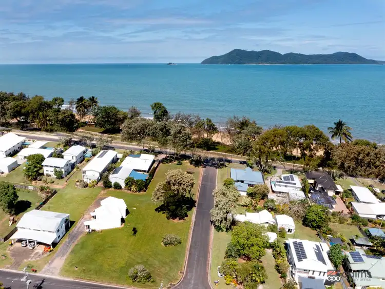102 Kennedy Esplanade, Mission Beach QLD 4852