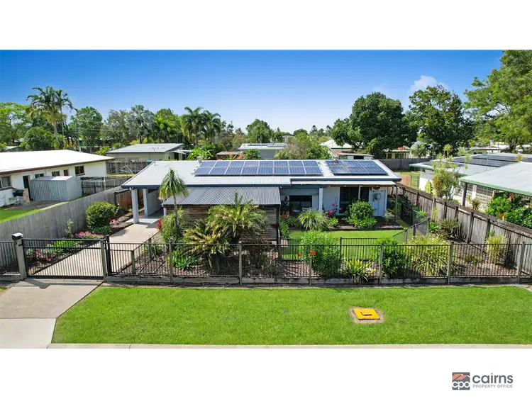 3 Leslie St, Mooroobool QLD 4870