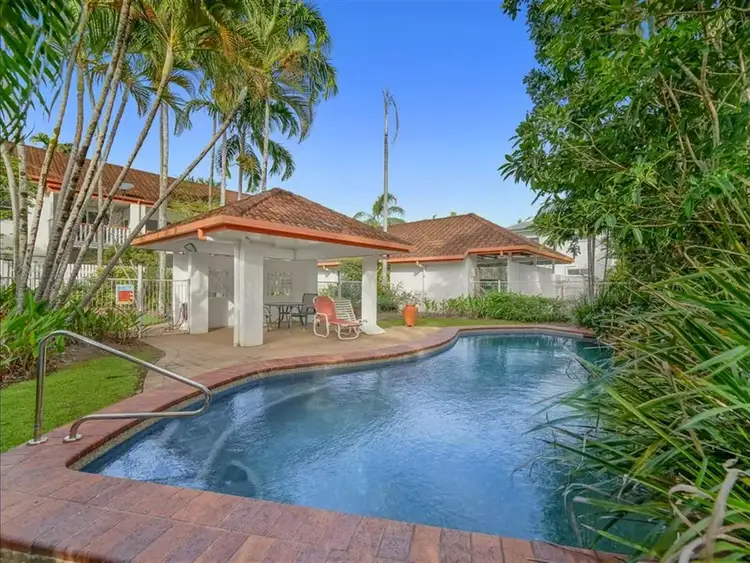 7 Springfield Crescent