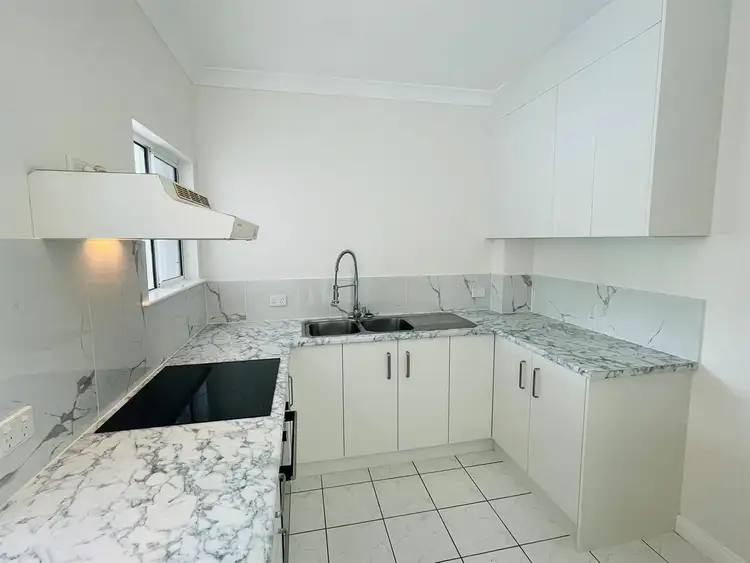 Second view of Homely unit listing, 6/7 Springfield Crescent, Manoora QLD 4870