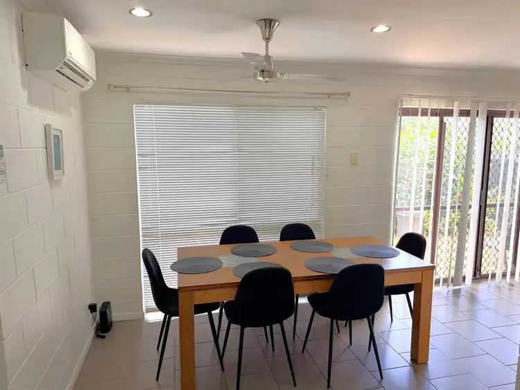 Fifth view of Homely semi-detached listing, 2/260 Buchan Street, Westcourt QLD 4870