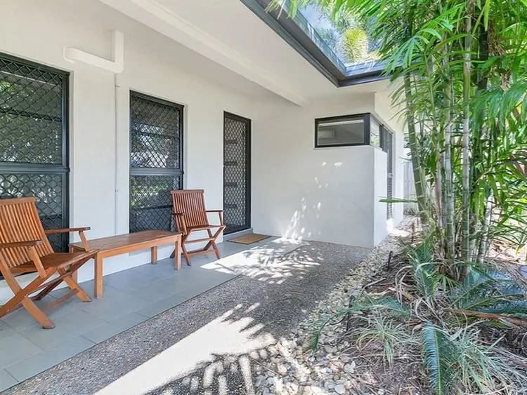 2 Imooya Place, Trinity Park QLD 4879