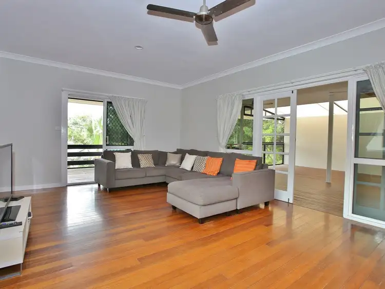 54 Endeavour Road, Clifton Beach QLD 4879