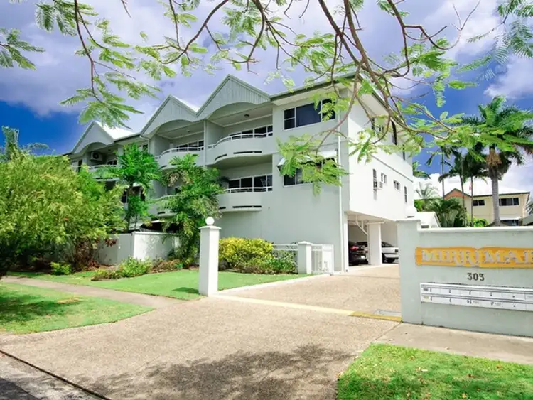 7/303 Lake Street, Cairns North QLD 4870