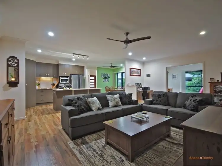 34 Kippin Close, Redlynch QLD 4870