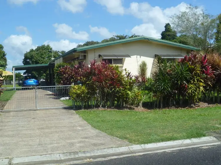 24 Hickory Street, Goondi Bend QLD 4860