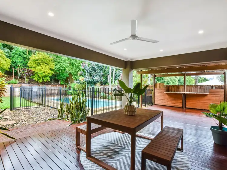 15 Brian Street, Brinsmead QLD 4870