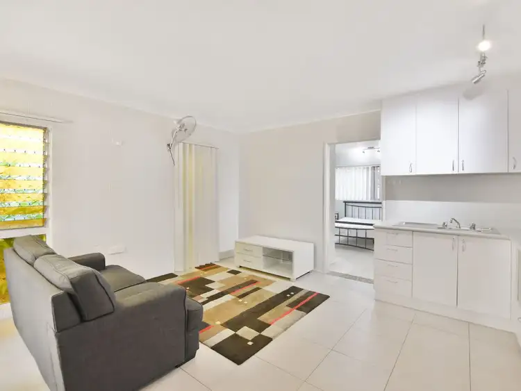 1/326 McLeod Street, Cairns North QLD 4870