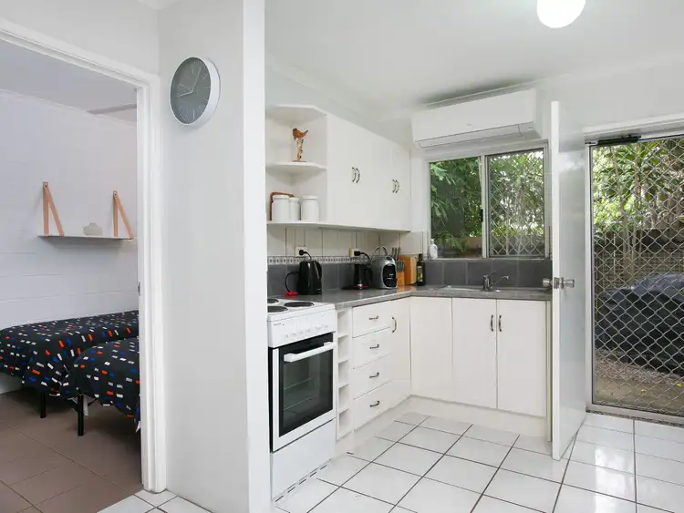Fourth view of Homely apartment listing, 6/10-12 Alamanda Street, Holloways Beach QLD 4878