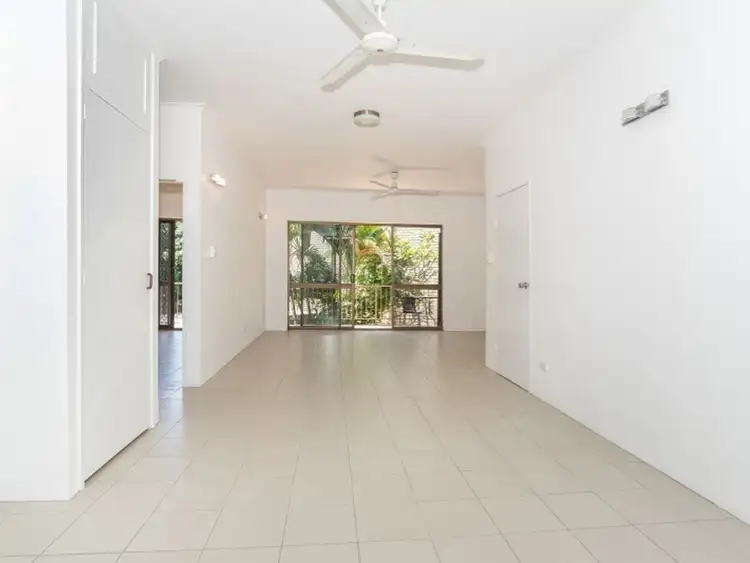 4/21-31 Poinciana Street, Holloways Beach QLD 4878